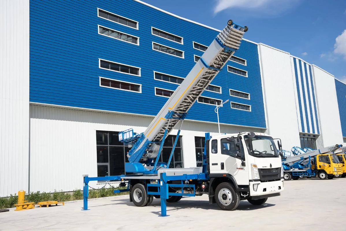 横林镇小型云梯车上料车租赁多少钱