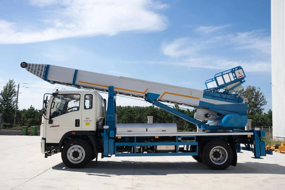 横林镇云梯上料车租赁费用