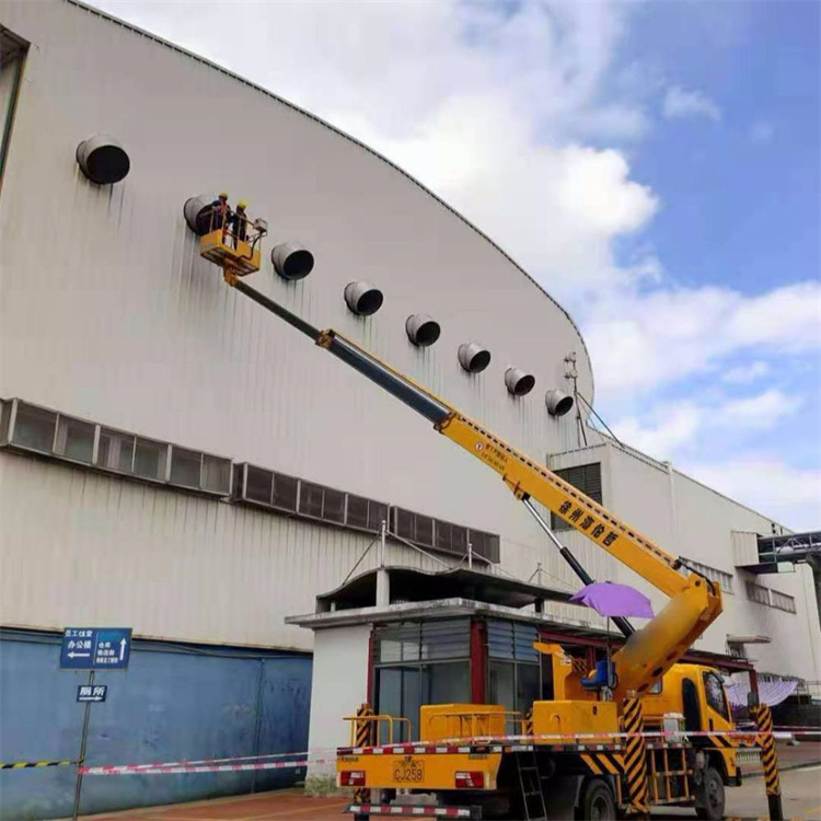 横林镇高空作业车出租服务：专业广告牌安装解决方案